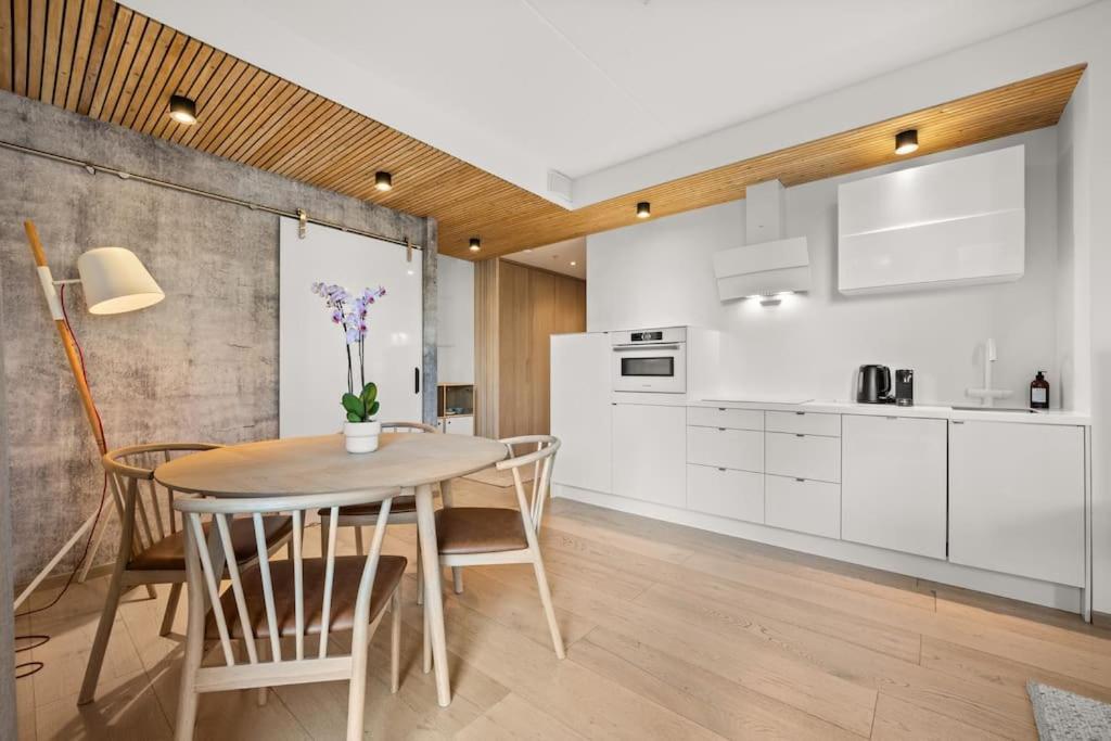 Luxury 2-Bedroom Apartment With Seaview In Oslo City Center エクステリア 写真
